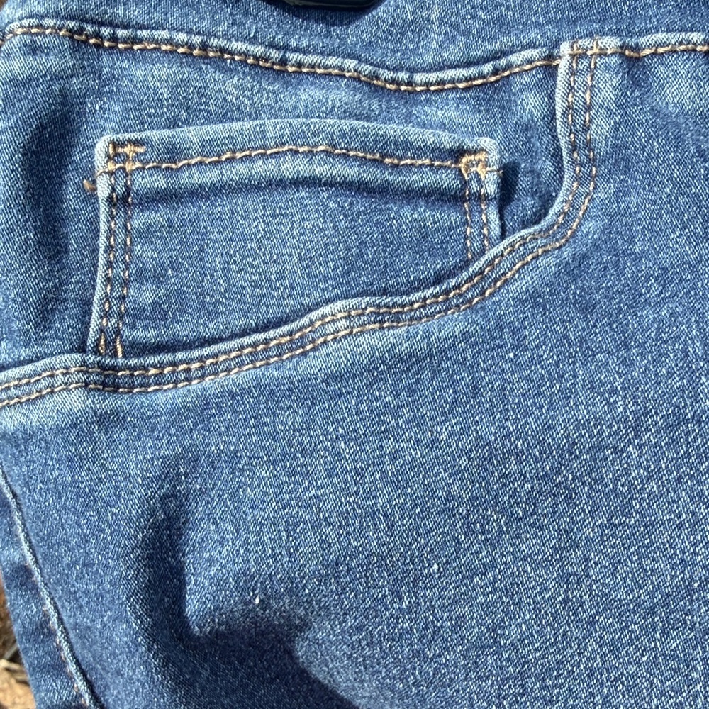 High-Rise Skinny Jeans in Dark Blue for Women - Picture 4 of 7